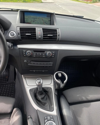 BMW Seria 1 cena 28500 przebieg: 158000, rok produkcji 2011 z Kraków małe 154